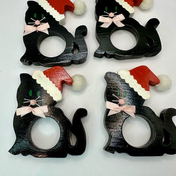 Sold 4 Vintage Black Cat In Santa Hat With Pom Pom Pom Whimsical napkin rings - Picture 2 of 3